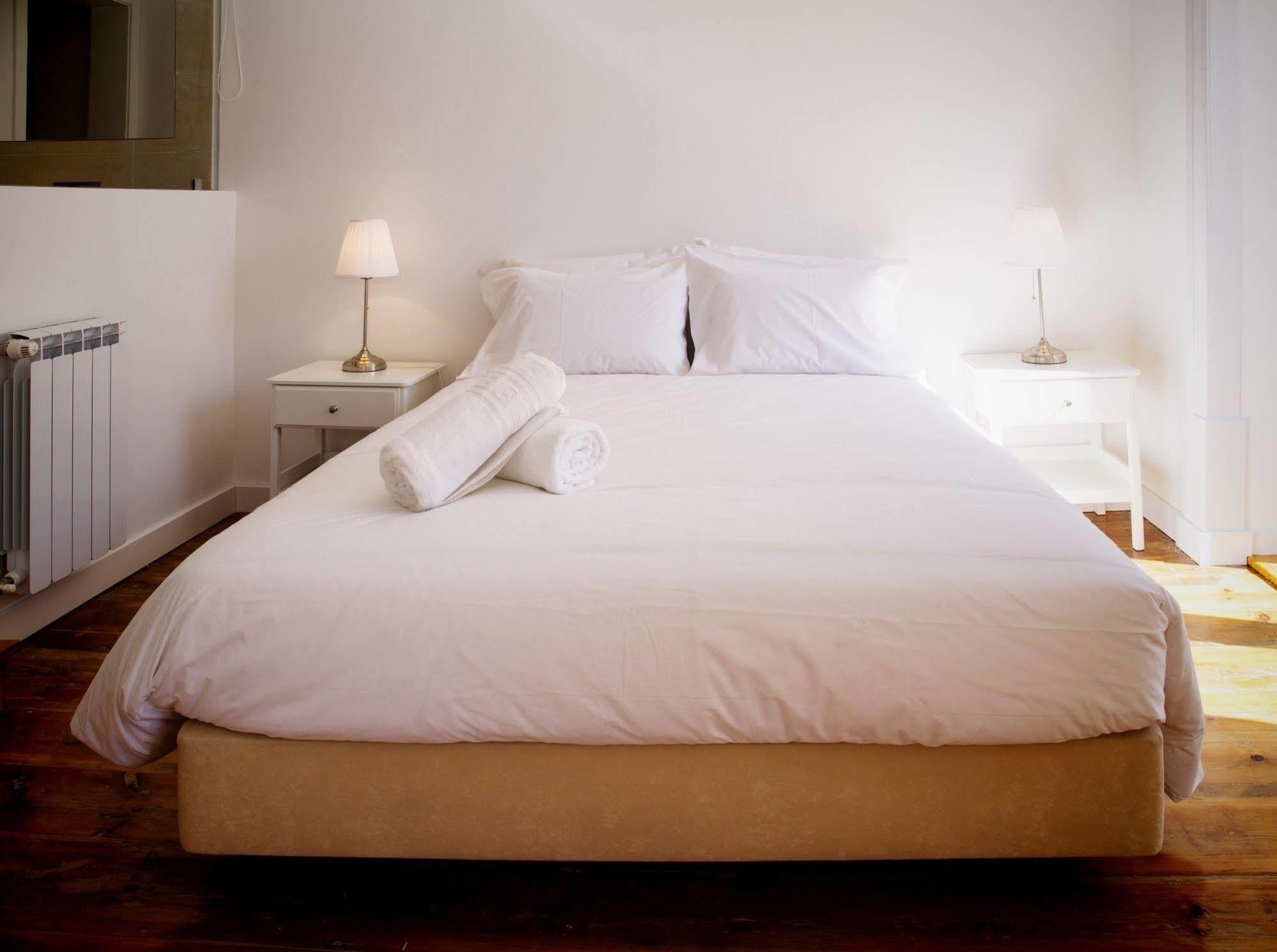 Gs Chiado Boutique Studios & Suites Lisbon Luaran gambar