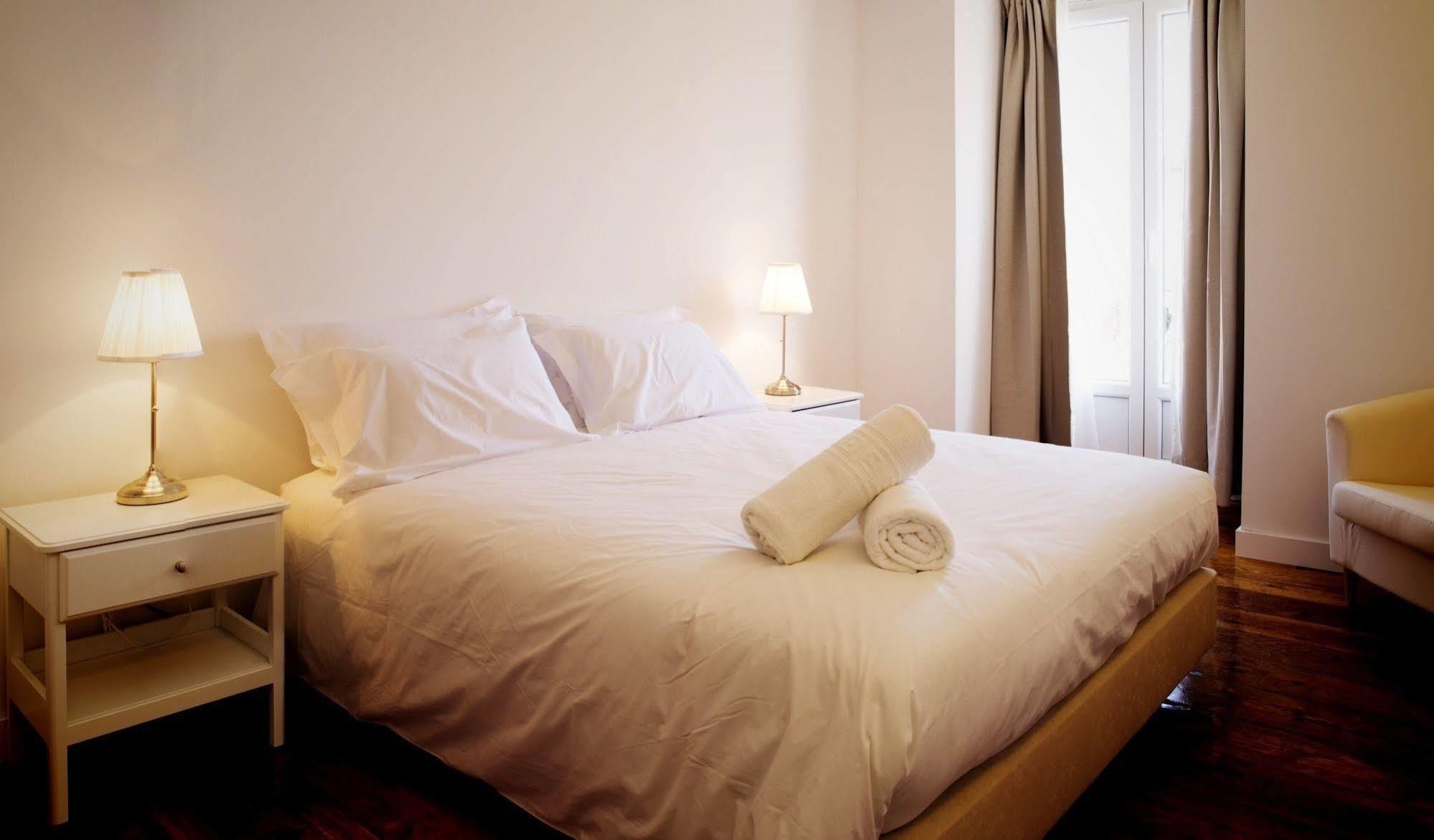 Gs Chiado Boutique Studios & Suites Lisbon Luaran gambar